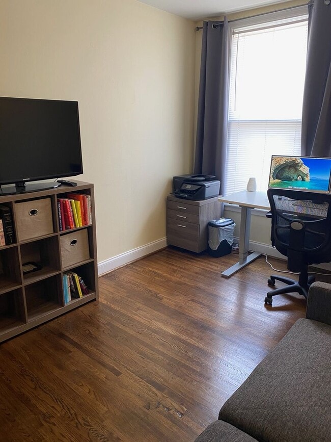 Building Photo - 246 White Bridge Pike