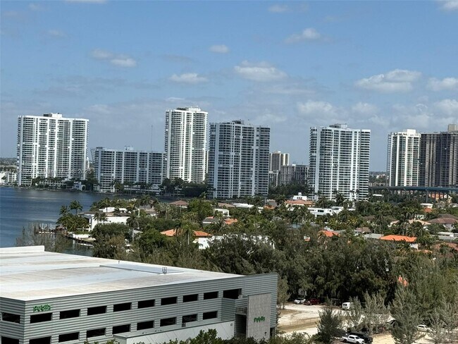 Building Photo - 18201 Collins Ave
