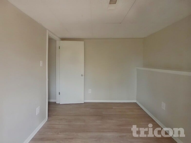 Building Photo - 3205 Winchelsea Dr