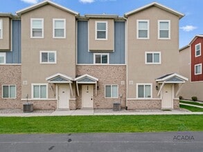 Building Photo - Modern 3BR Apt with Attached Garage & Stunning Mountain Views – Vineyard, UT