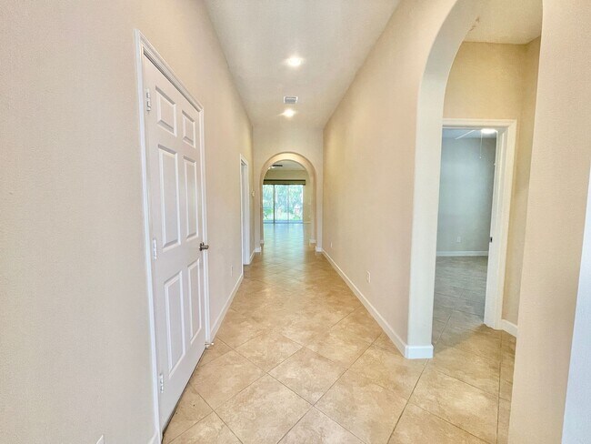 Building Photo - 3+ Bedroom quality built home in desirable...