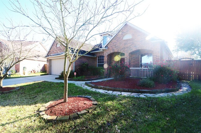 Building Photo - 5702 Fleethaven Ct