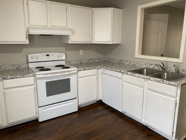 Building Photo - 22 Brianfield Cv