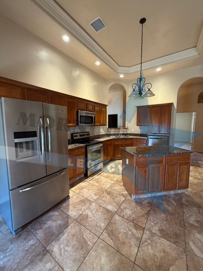 Building Photo - 4648 Mesa Rico Dr