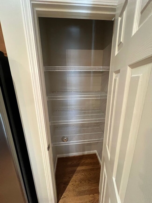 Building Photo - Townhome For Rent In Hoover!!! Available to View Now!