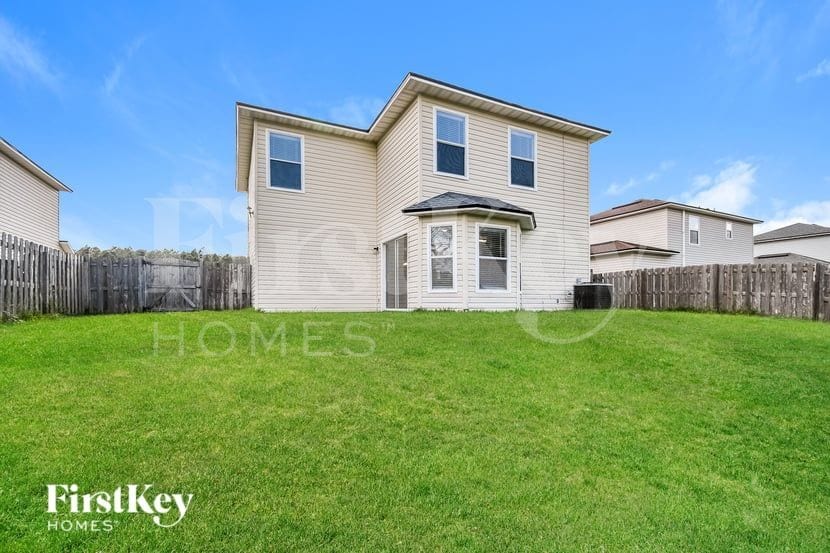 Building Photo - 2163 Fresco Dr