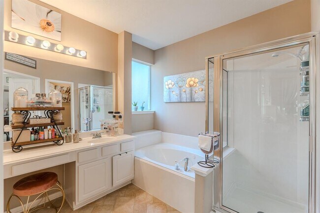 Building Photo - 8303 Hayden Cove Dr