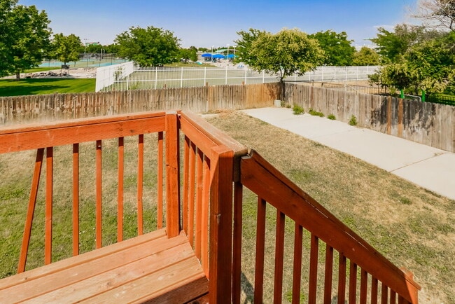 Building Photo - 5408 Hunter Dr