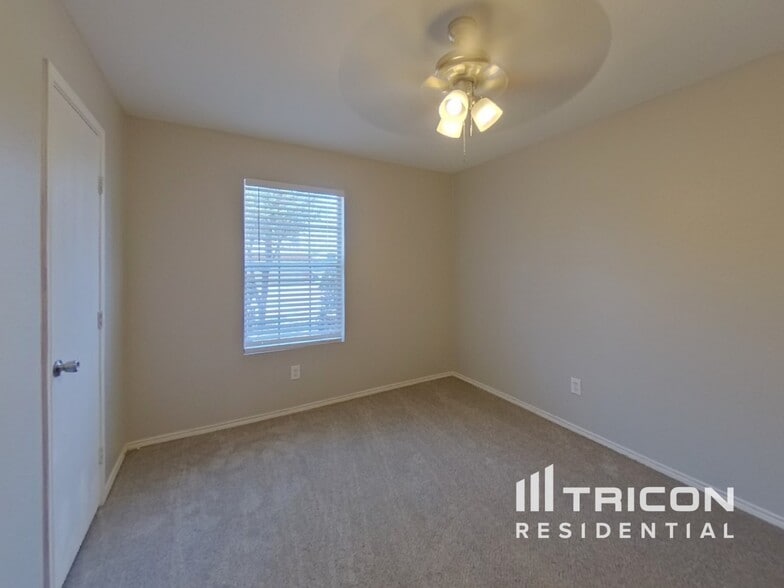 Building Photo - 14124 Cochise Dr