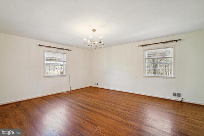 Building Photo - 7616 Burford Dr