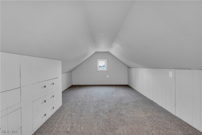 Building Photo - 11816 Marne Ave