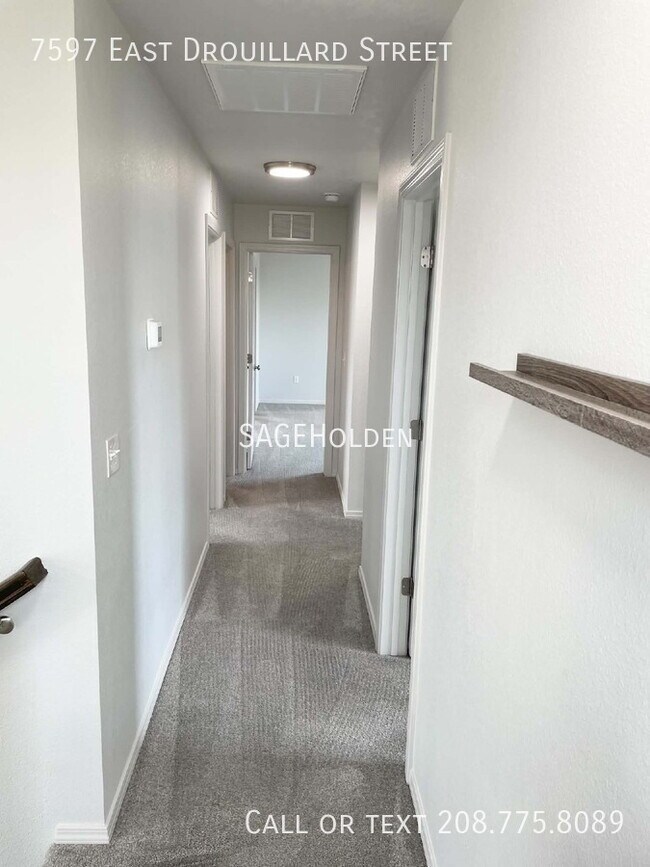 Building Photo - 7597 E Drouillard St
