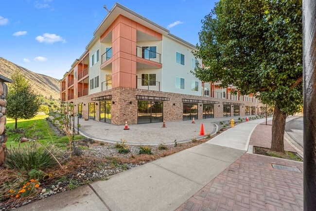 Interior Photo - Cashmere Riverview