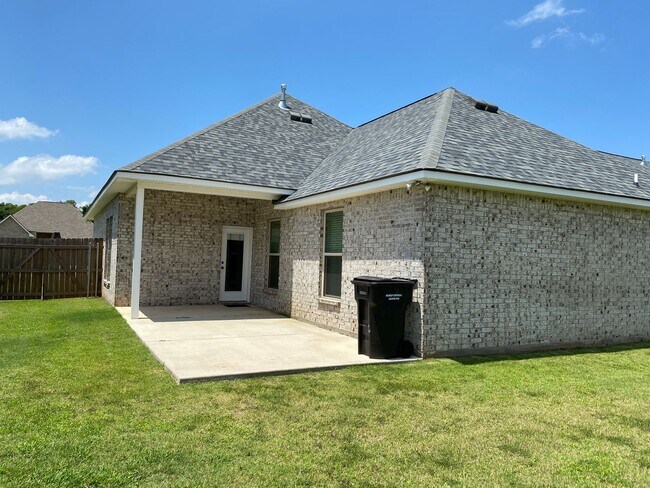 Building Photo - Cane's Landing Rental, 2023 Build, 1642 Sq...