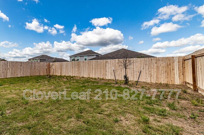 Building Photo - 7415 Corral Smt