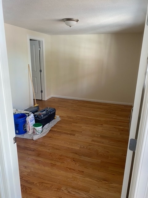 Building Photo - 520 Main St