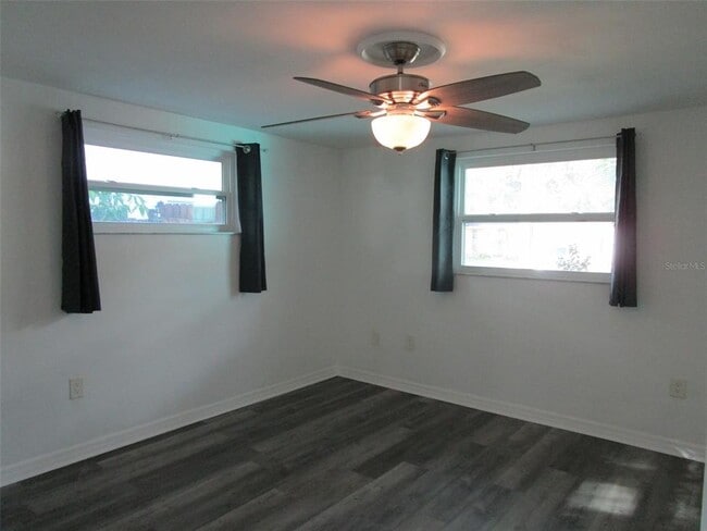 Building Photo - 7226 San Moritz Dr