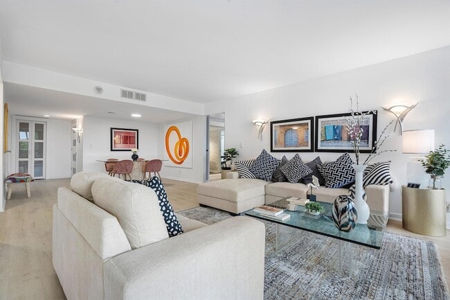 Building Photo - 2400 Presidential 204 Way