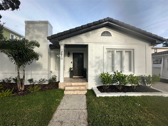 Building Photo - 2610 S Dundee St