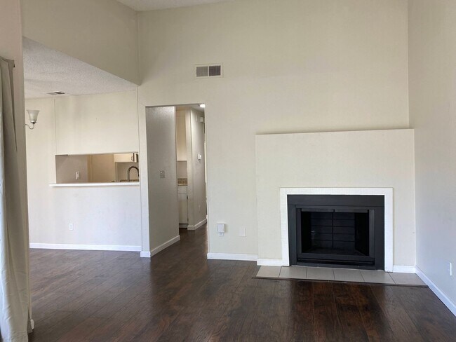 Building Photo - MJRA5516-20