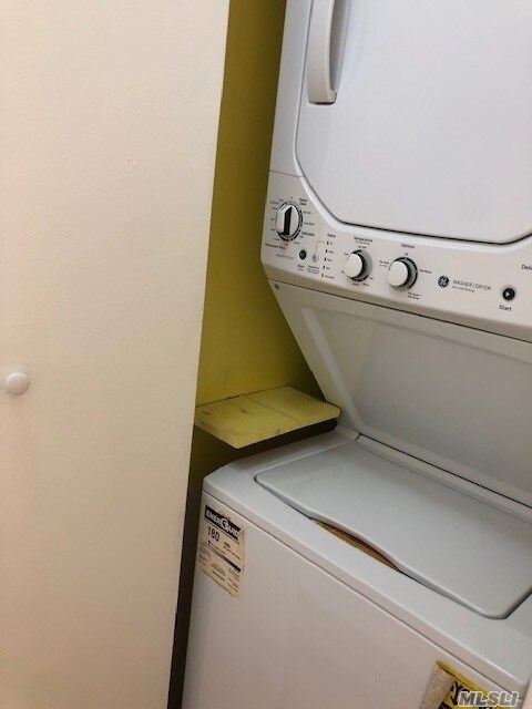 Building Photo - 87-30 62nd Ave