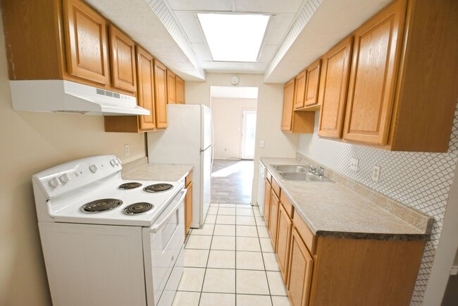 Building Photo - 3 Bedroom 1.5 Bath in North side of South Bend