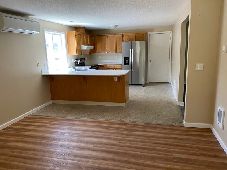 Building Photo - 15807 NE 86th Cir