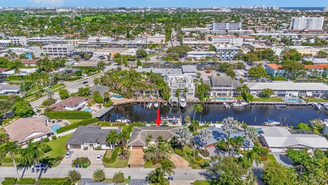 Building Photo - 2813 NE 29th St