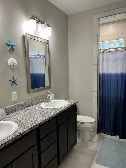 Building Photo - 1989 Admiral Ln