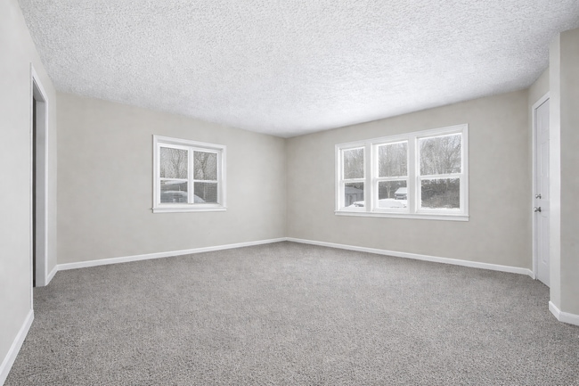 Building Photo - 2058 Mac Ct