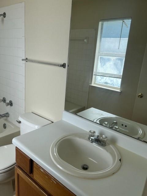 Building Photo - 1017 Christopher Ave