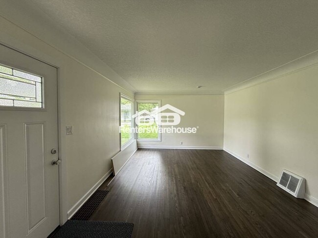 Building Photo - 5306 N Penn Ave