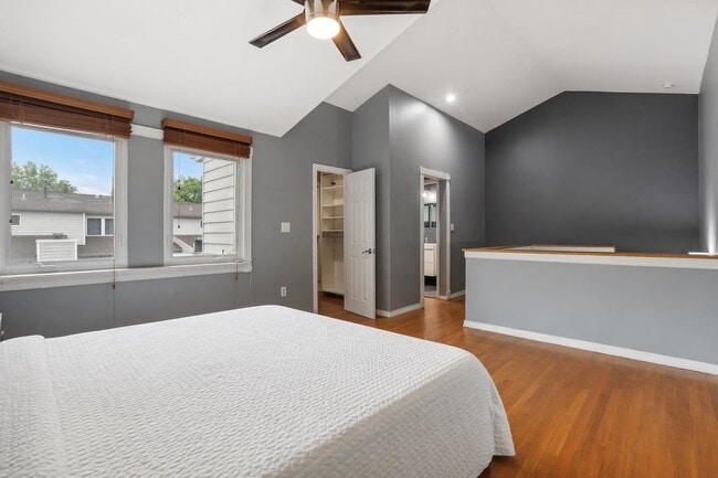 Building Photo - 804 Spinnaker Ct