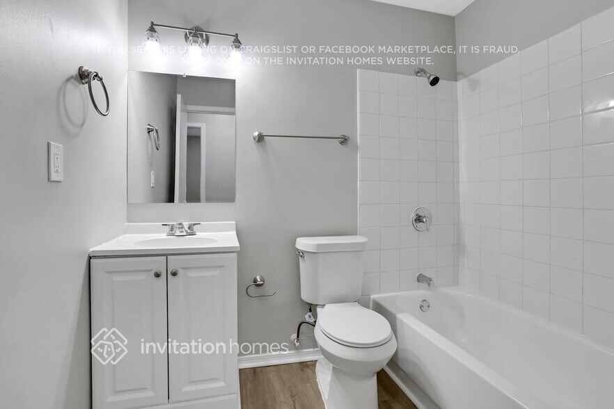 Building Photo - 5544 Petite Point
