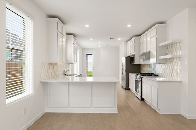 Building Photo - 6742 Sunset Velvet Dr