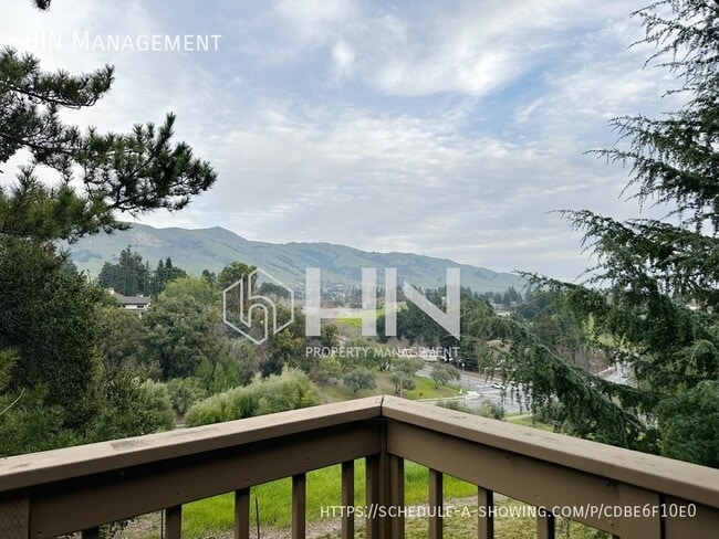 Building Photo - 1098 Ocaso Camino