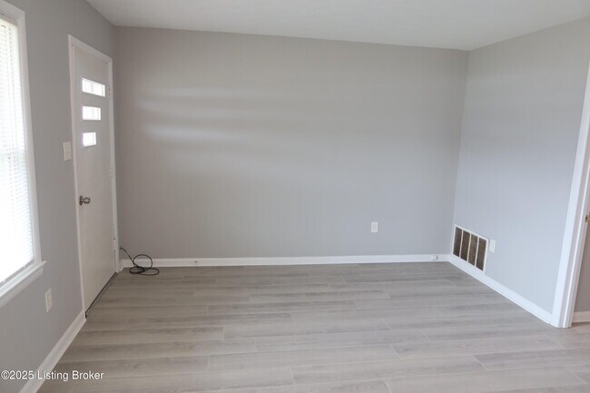 Building Photo - 4920 KY-1638