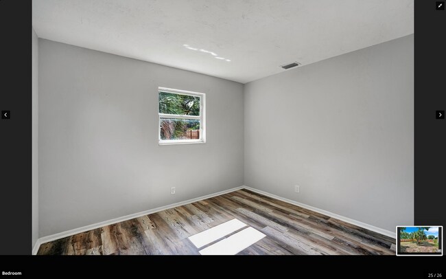 Building Photo - 317 SW 12th Ave