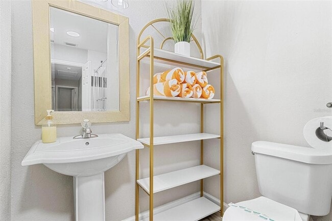 Building Photo - 5127 Caesar Way S