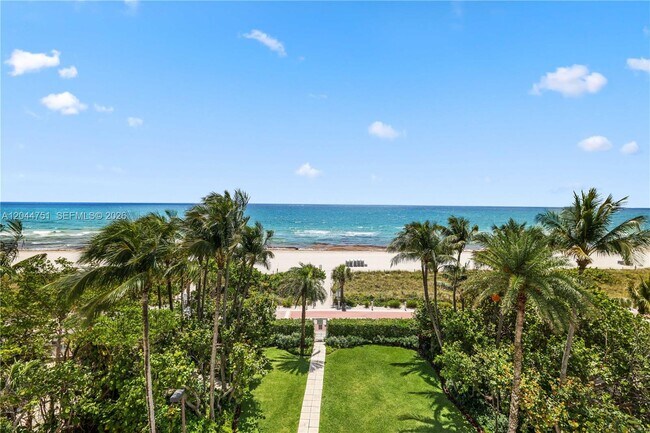 Building Photo - 5025 Collins Ave