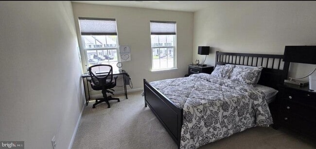 Building Photo - 135 Briarwood Ln