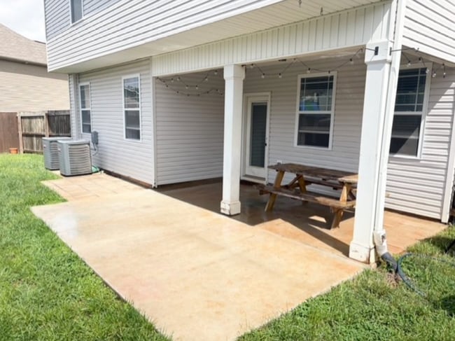 Building Photo - Stunning 4BR + Bonus Room Home Near Oaklan...