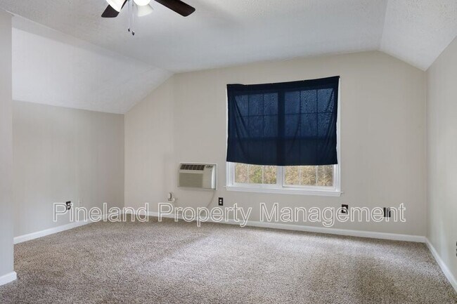 Building Photo - 310 Timberidge Dr