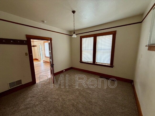 Building Photo - 1610 I St