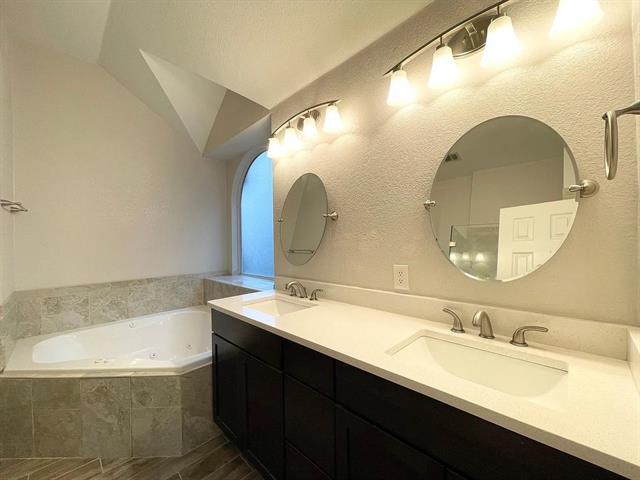 Building Photo - 2812 Black Canyon Dr