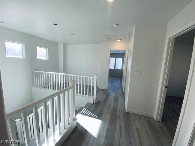 Building Photo - 6736 Twisted Wood Dr