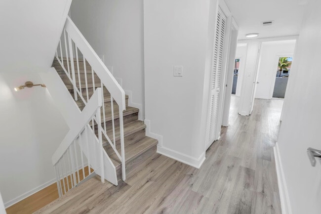 Building Photo - 3827 NE 166th St