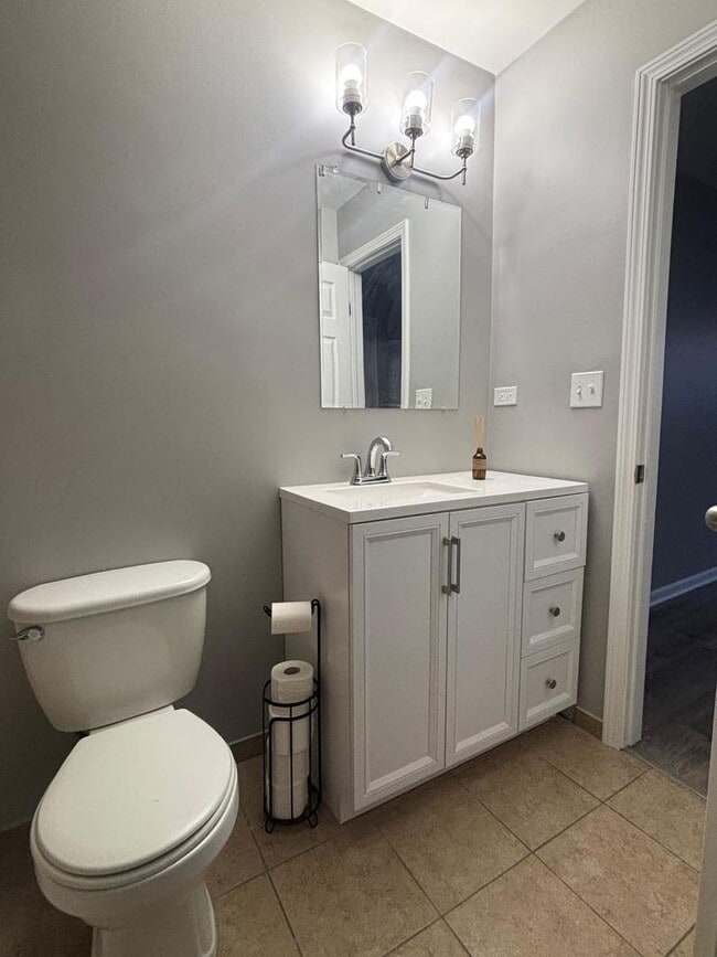 Building Photo - 544 Wynn Ct