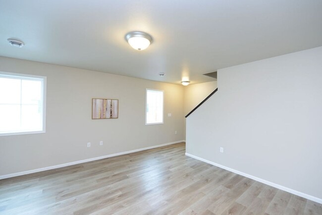 Building Photo - Modern 3-Bedroom Townhome with Attached Ga...