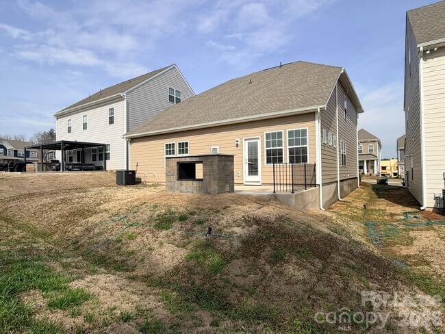 Building Photo - 1406 Caracara Ct